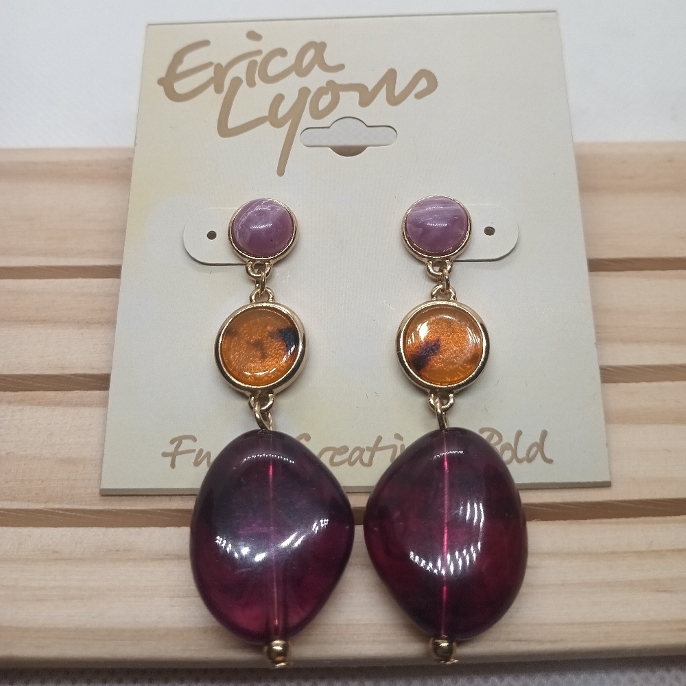 Erica Lyons gold color tear drop earrings